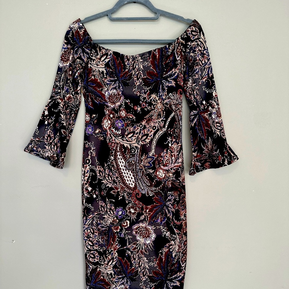Off the Shoulder Paisley dress, never been worn!!